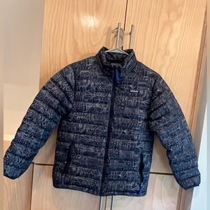 Patagonia boys XL puffer coat